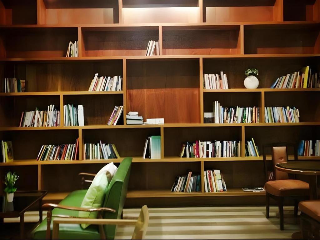 Med Room Korat Nakhonratchasima Esterno foto