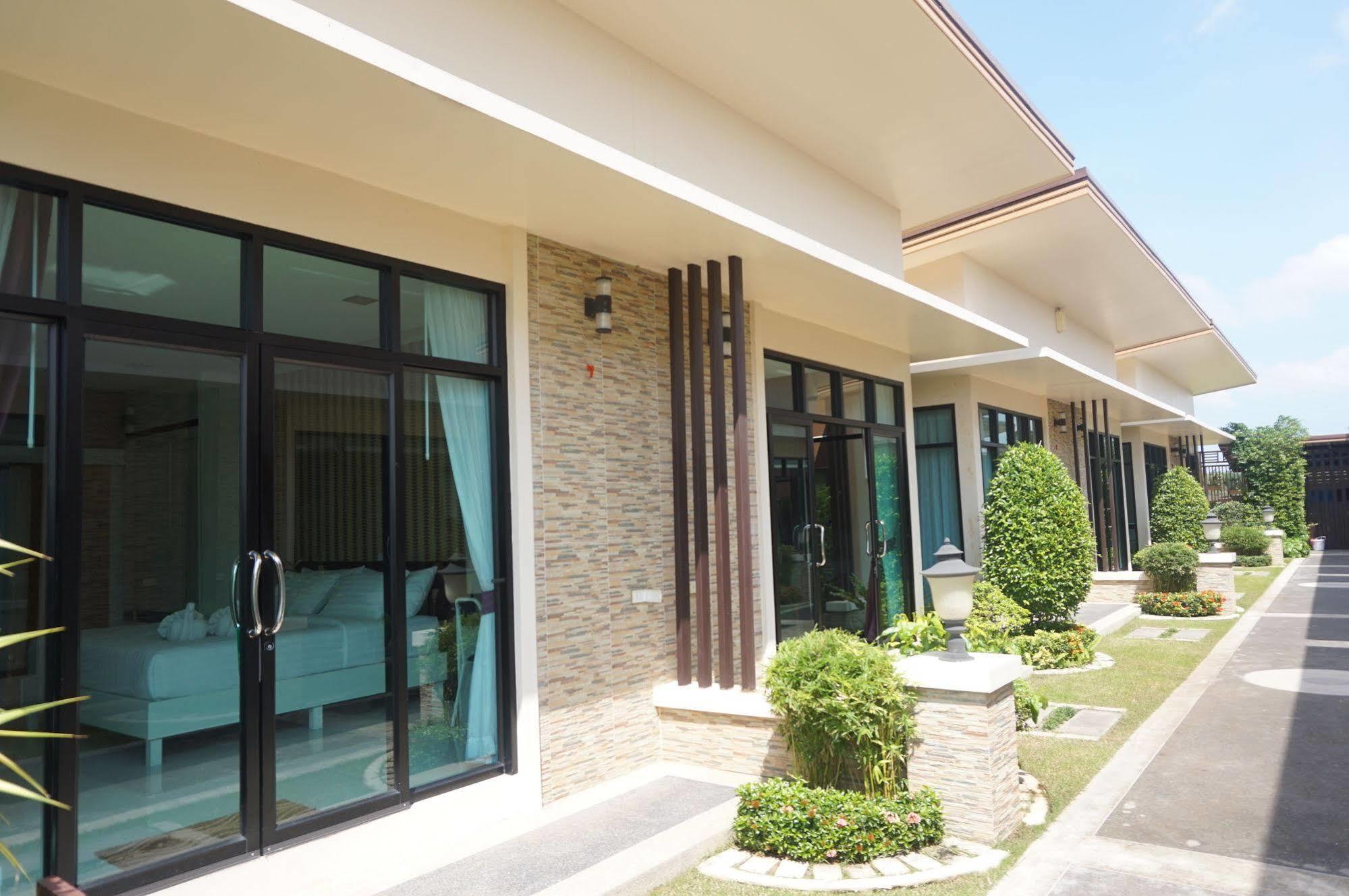 Med Room Korat Nakhonratchasima Esterno foto